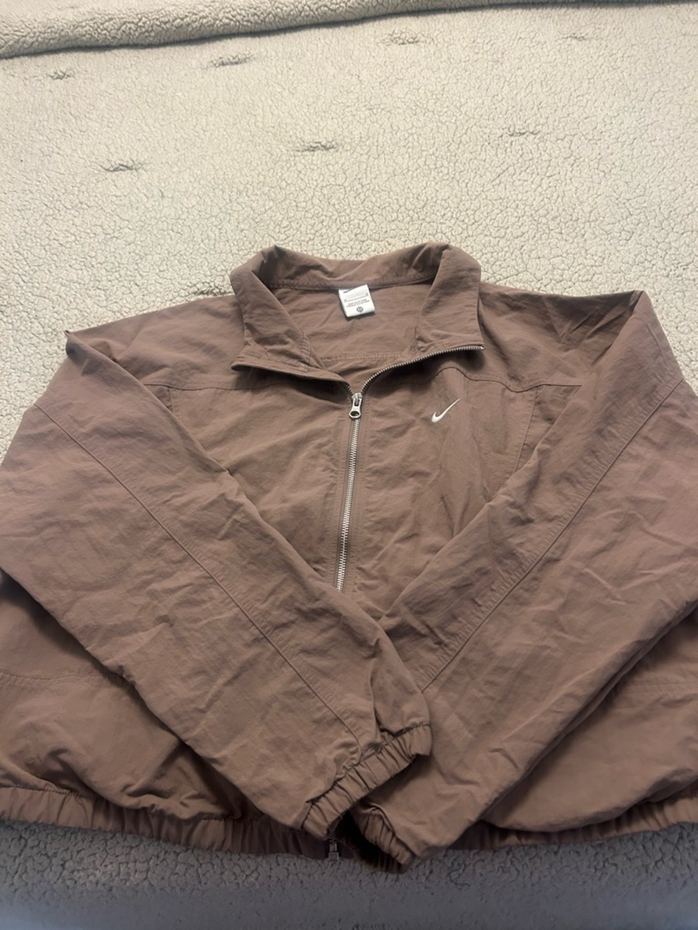 Nike Sportswear Repel UV
Oversized Crop Rain Jacket
Tan Beige Plus Size 1X